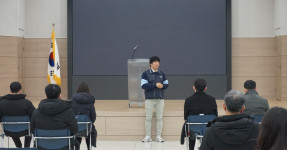 20250120 전입공무원 환영 쵸코렛 전달 및 노동조합 소개